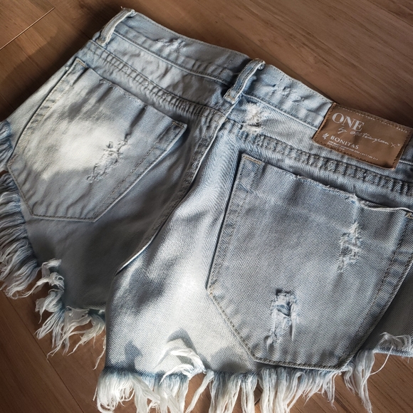 One Teaspoon Bonita Distressed Jean Shorts sz 25 - Picture 4 of 14